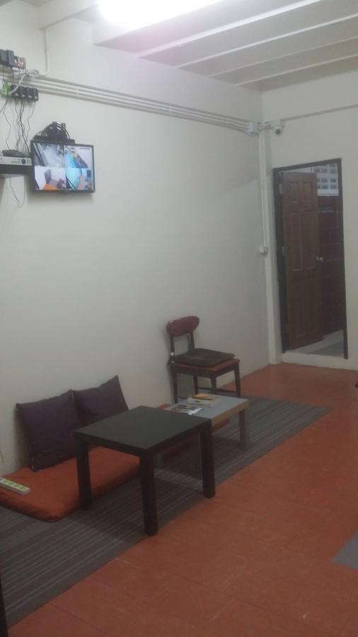 On Nut Hostel Ban Khlong Nang Li Exterior photo