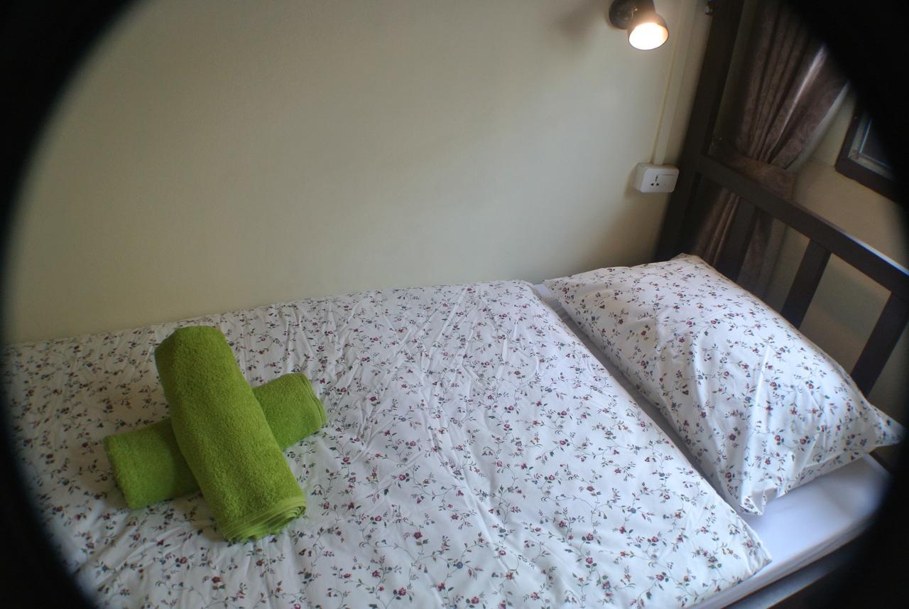 On Nut Hostel Ban Khlong Nang Li Exterior photo